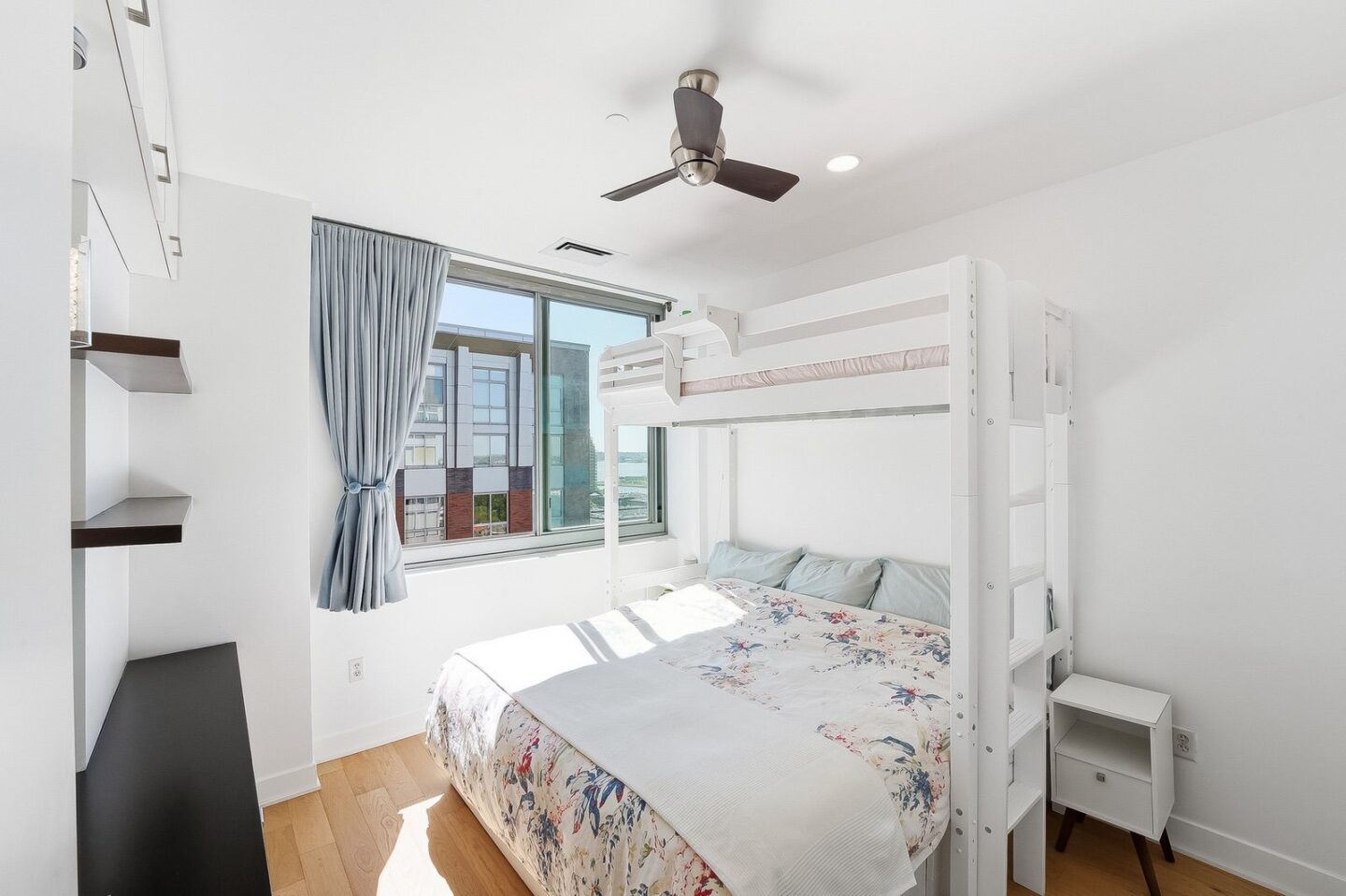 Gulls Cove 1515 Jersey City Condo For Sale 4