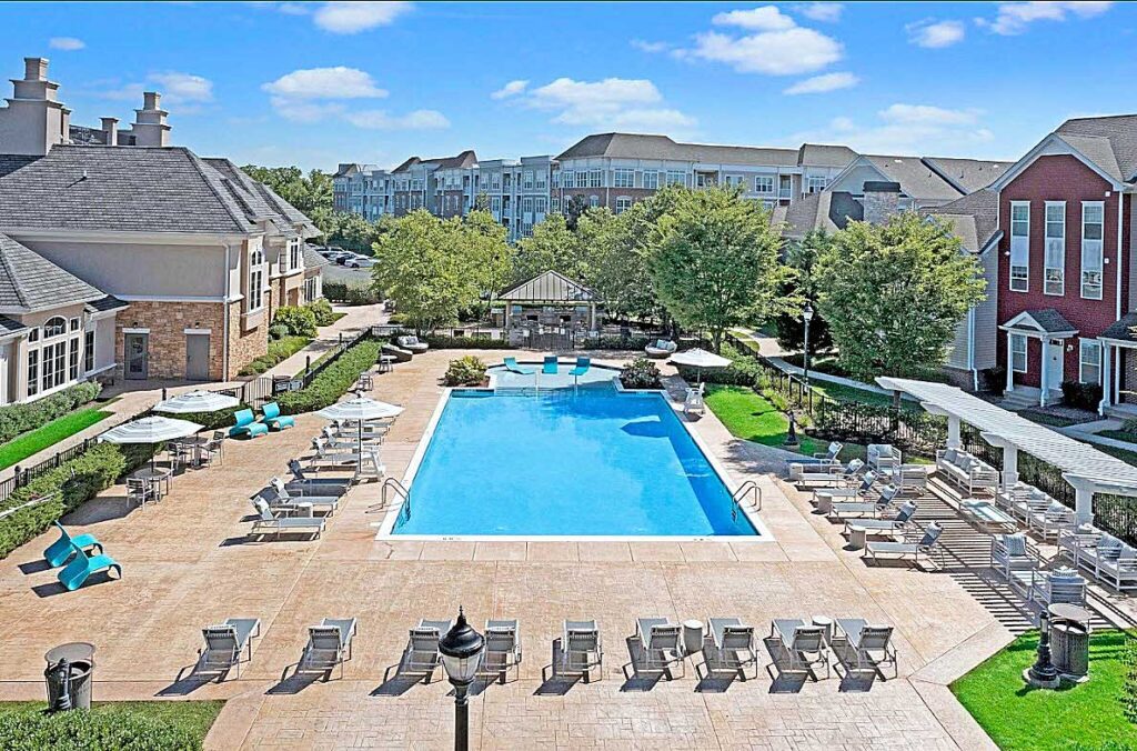 The Grove Somerset Apartments