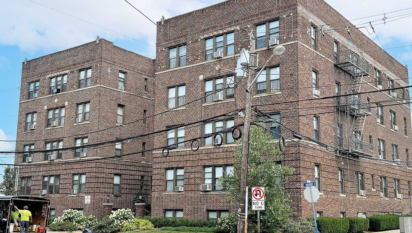 Windsor Apartments Hackensack