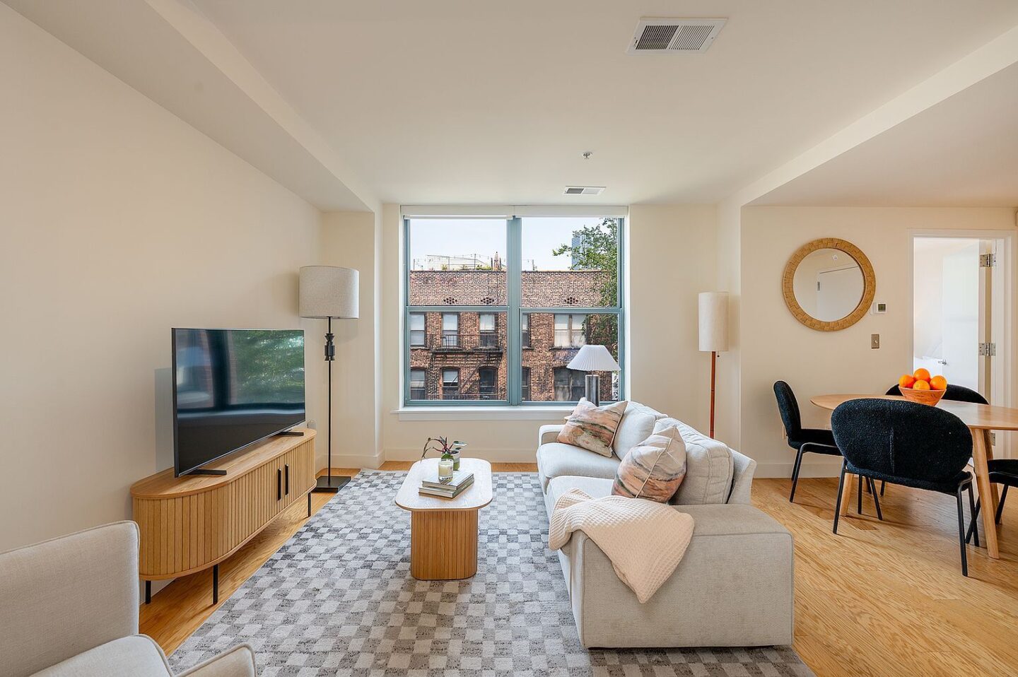 222 Montgomery St Apt 5h 1