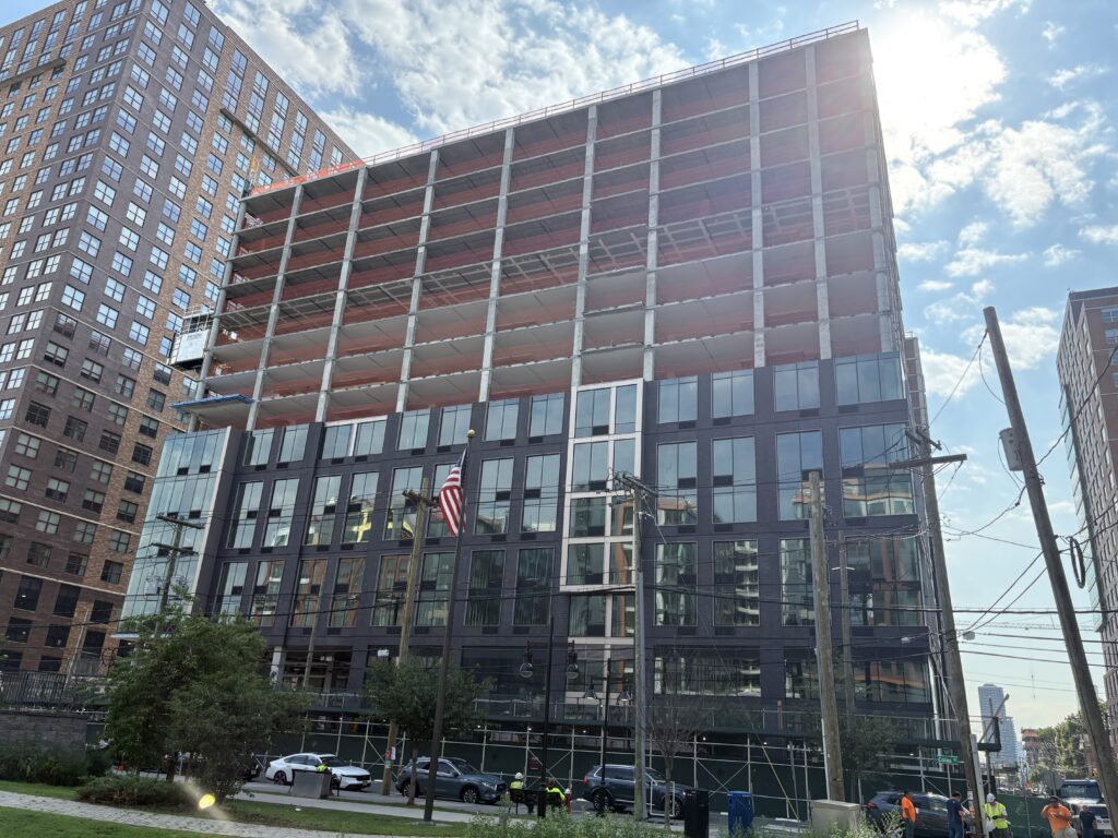290 Coles New 1