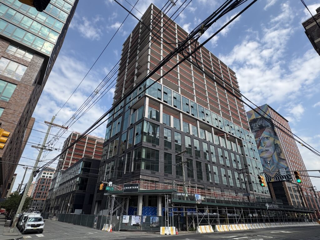 290 Coles New 2
