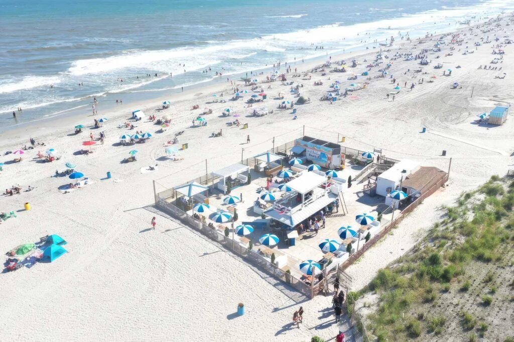 Cocorico Beach Bar Moving