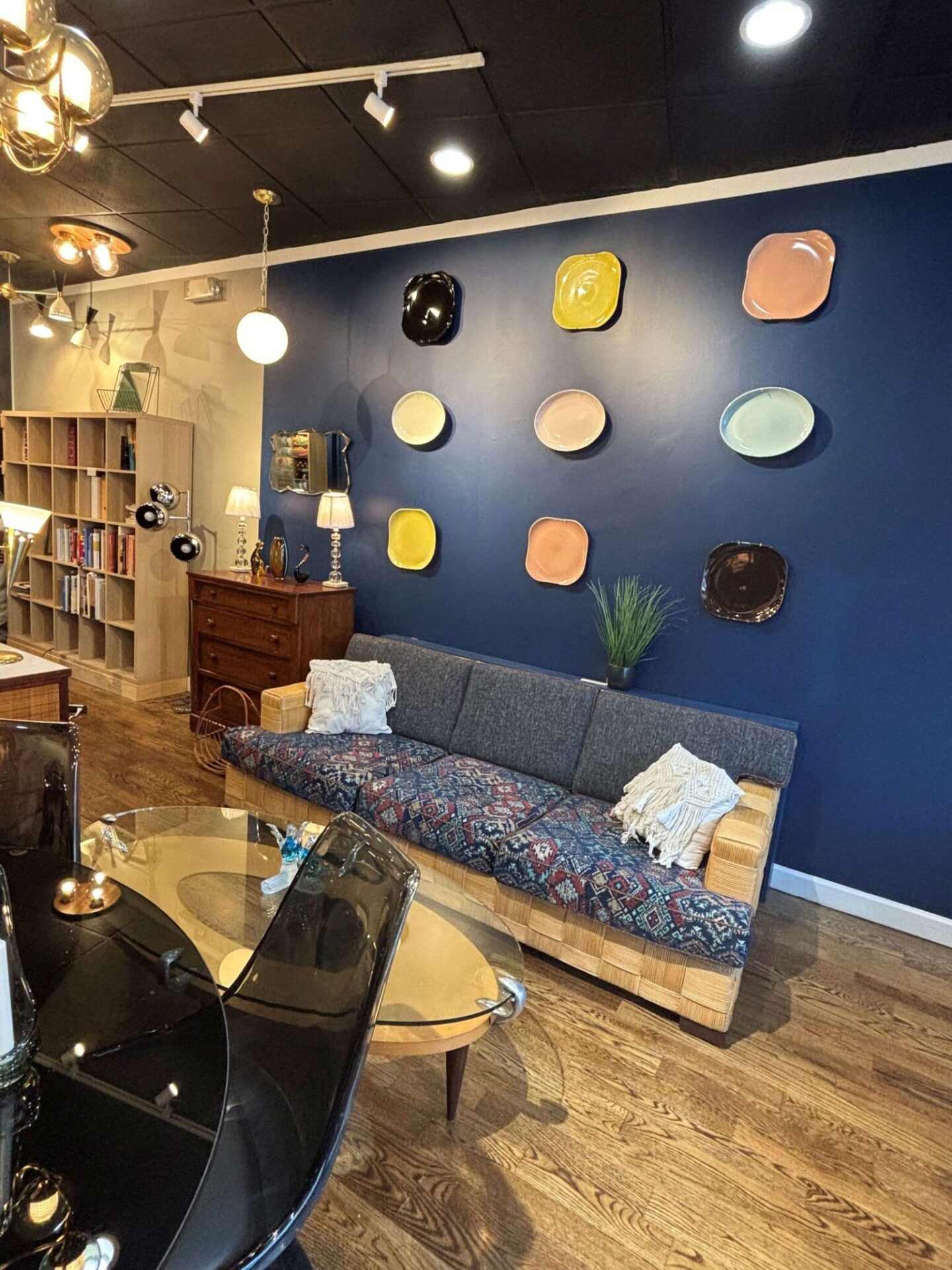 King Hudson Midcentury Furniture 1