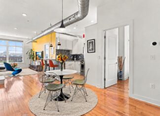 251 Newark1