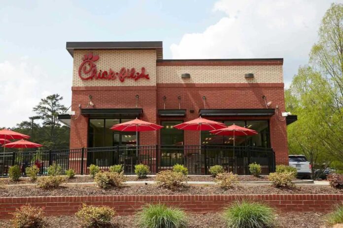 Chick-fil-A to Open First Newark Location, Hire Dozens of Workers Chick Fil A Newark