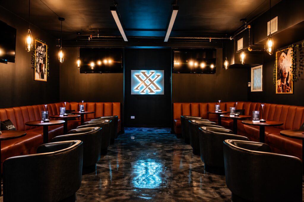 Xena Lounge 2