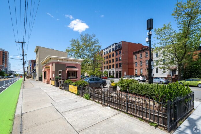 Montclair’s Dutch’s Sandwich Shop Opening in Jersey City 270 Grand Street Jc