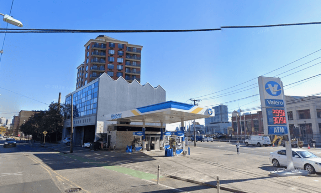 425 Newark Street Current