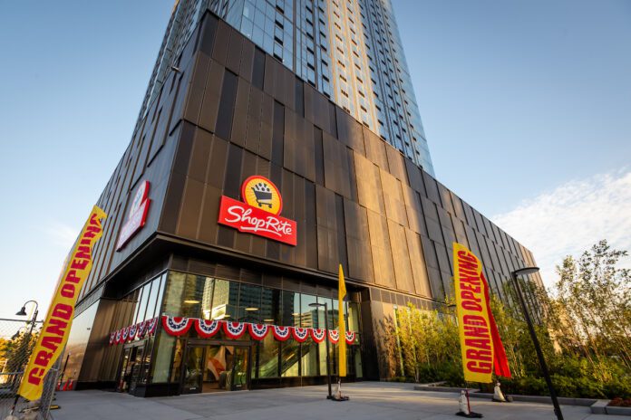 New 85,000-Square-Foot ShopRite Opens in Downtown Jersey City Shop Rite Jersey City